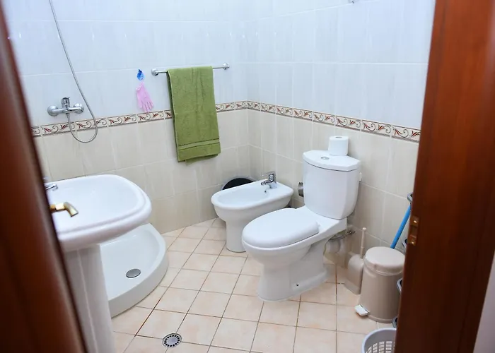 Albania Penthouse Escape Apartment *